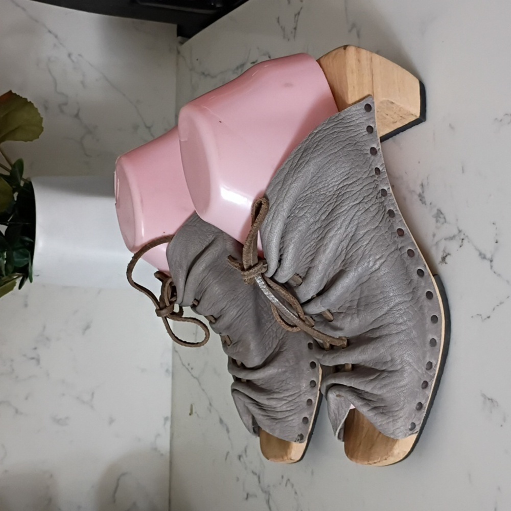TRIPPEN Gray Leather Heels Women's Shoes